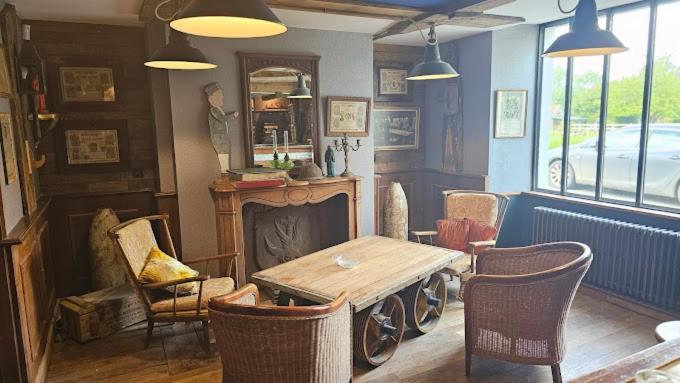 Au Petit Quinquin Otel Céaux Dış mekan fotoğraf